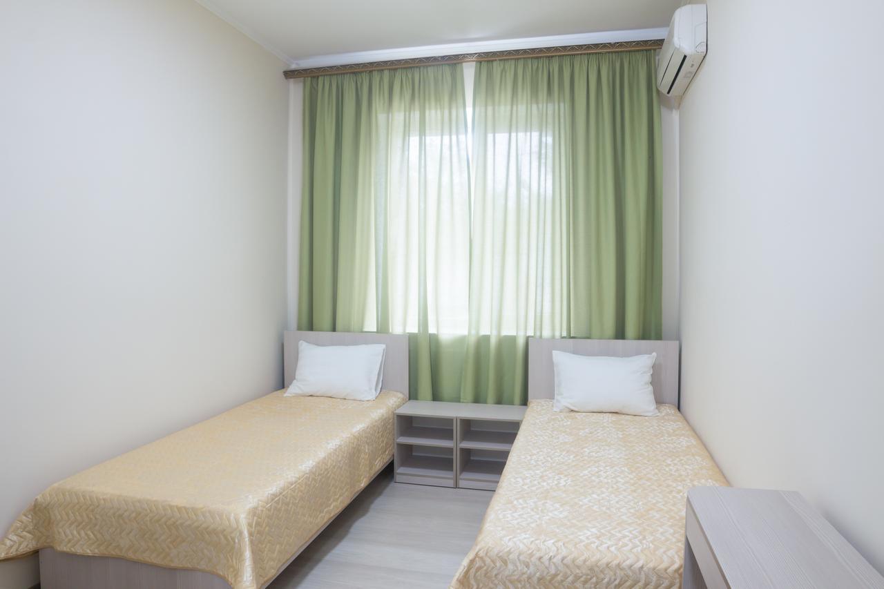 Hotel Alma Ata Zhosaly Εξωτερικό φωτογραφία